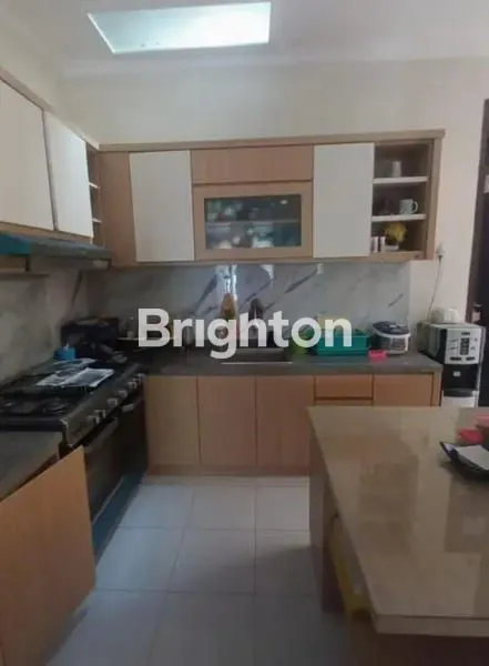 image RUMAH BAGUS SIAP HUNI 1,5 LANTAI - SUTOREJO PRIMA (4)