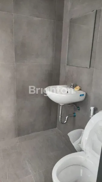 image RUMAH MEWAH DI GRAND CITY SIAP HUNI (2)