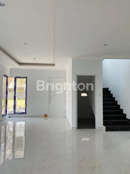 image RUMAH BARU BUKIT PALMA CITRALAND SURABAYA (3)