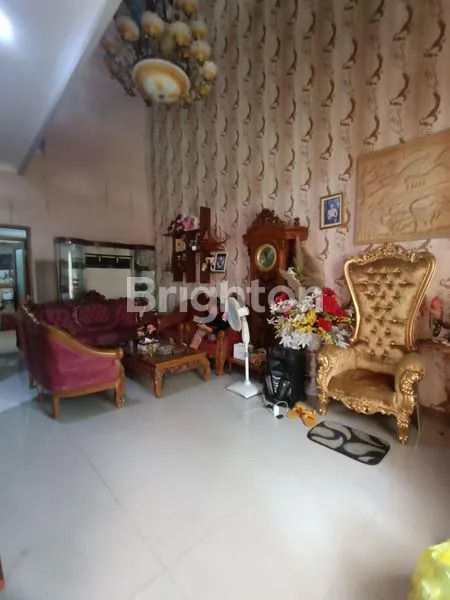 image RUMAH 1,5 LANTAI DI SOLO BARU DEKAT THE PARK SOLO ROW  2 MOBIL PADAT PENDUDUK (5)