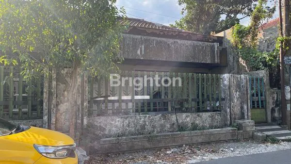 image RUMAH HOOK DI JL BUNGA FLAMBOYAN LOWOKWARU MALANG (3)