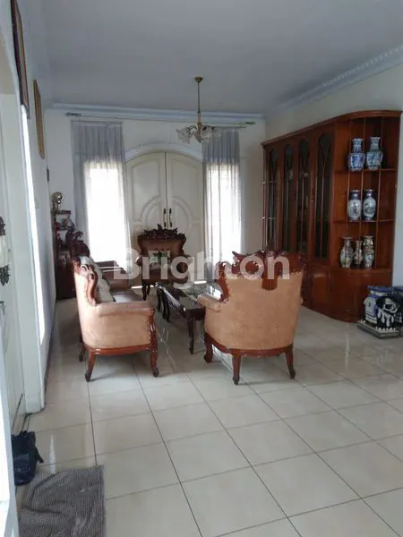 image RUMAH DIJUAL HOEK SIAP HUNI (4)