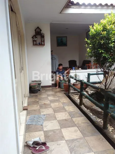 image RUMAH DIJUAL HOEK SIAP HUNI (6)