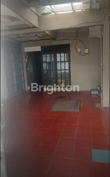 image RUMAH LAMA KEBUN JERUK 2 LANTAI HADAP SELATAN PINGGIR JALAN RAYA JALAN LEBAR COCOK BUAT TEMPAT USAHA (5)