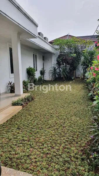 image RUMAH ASRI DI CIPETE JAKARTA SELATAN (2)