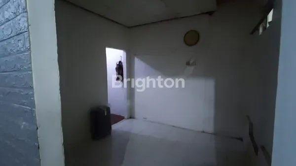 image RUMAH SEDERHANA DAN LUAS DI CIPINANG GADING (2)