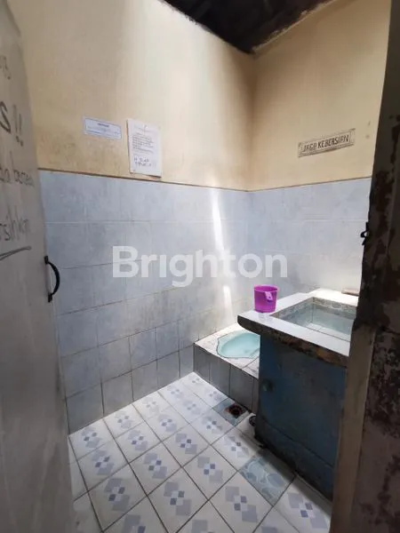 image RUMAH KOST 1 LT YANG LUAS DEKAT UNIV. BRAWIJAYA (7)