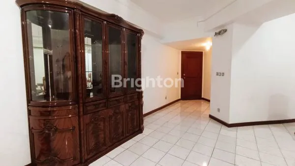 image DIJUAL APARTEMEN LUXURY TAMAN ANGGREK (6)