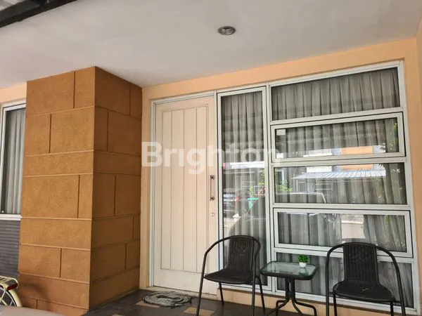 image RUMAH CLUSTER CASTILLA FULL FURNISH LIVING ROOM 2 - 2,5 LANTAI. LANTAI 3 DAK JEMUR + KMR PEMBANTU - HARGA 2.6M MASIH BISA NEGO (6)