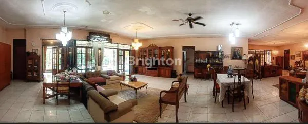 image RUMAH DAERAH ELITE LUAS NYAMAN DI LINGKUNGAN ASRI DAN AMAN. (2)