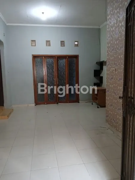 image RUMAH DEKAT EXIT TOL DEKAT DENGAN EDUTORIUM UMS ONE GATE KAWASAN PERUMAHAN (7)