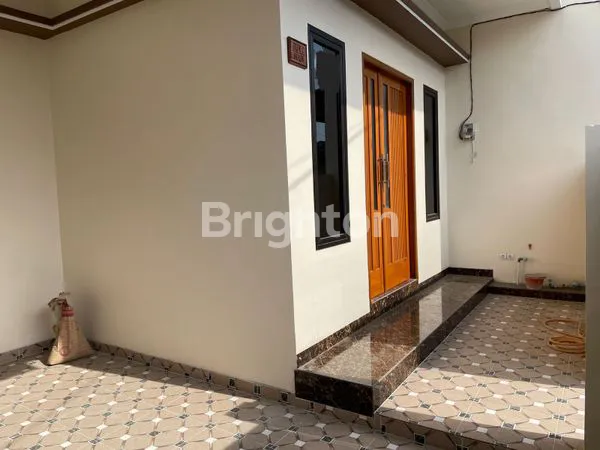 image RUMAH 2 LANTAI DI PORIS INDAH KOTA TANGERANG  (8)