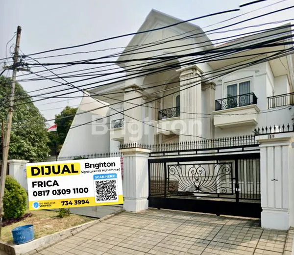 RUMAH SULTAN MEWAH DI RAYA PLUIT PUTRA JAKARTA UTARA