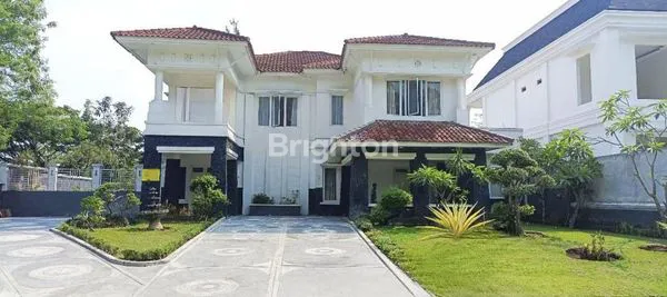 image RUMAH SUPER MEWAH VIEW GOLF  (1)