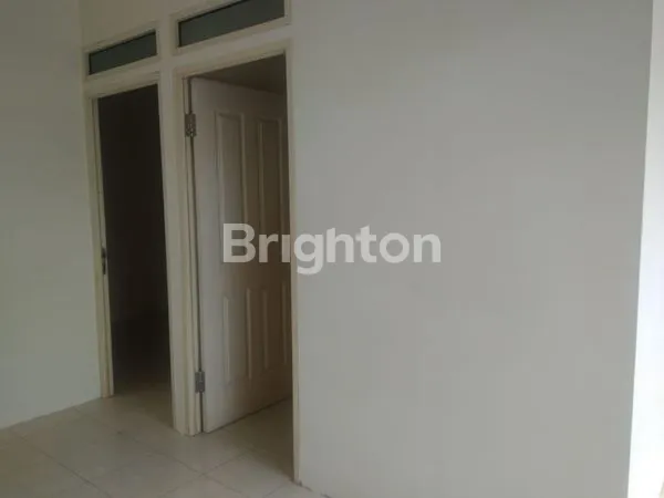 RUKO DI KAWASAN ELIT