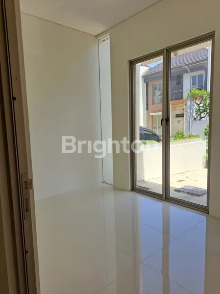 image GREEENLAND GARBERA MENGANTI - RUMAH BARU GRESS SIAP HUNI GRESIK (5)