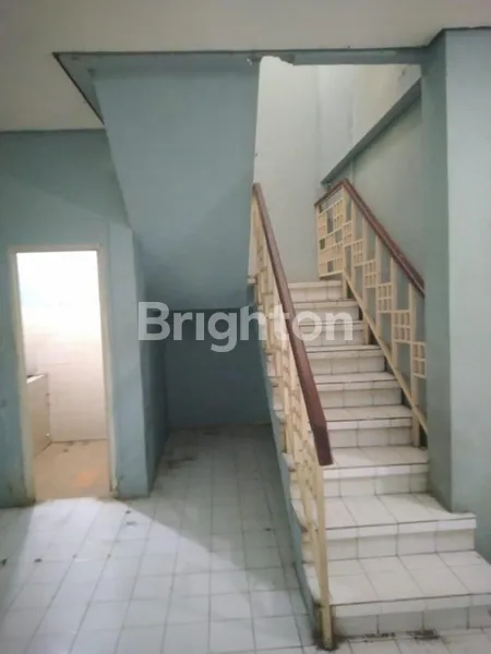 image RUKO STRATEGIS JALUR RAMAI PADAT PENDUDUK RAYA LIMO SAWANGAN (2)