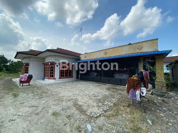 image RUMAH TINGGAL SIAP HUNI JL LINTAS MEDAN-LUBUK PAKAM (6)