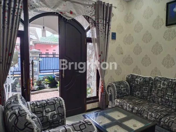 image RUMAH BAGUS MODERN 2 LT MURAH & SIAP HUNI DI DEKAT BANDARA ABD SALEH (3)