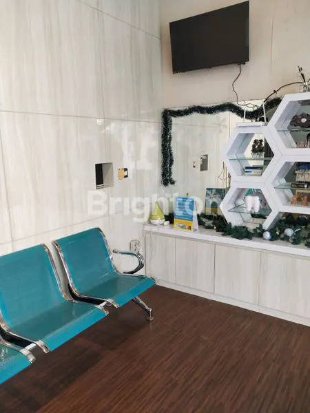 image RUKO  3 LT SIAP HUNI/ BEROPERASI.NOL JL SECOND ROAD RAYA MANUKAN. (4)