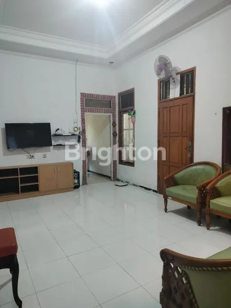 image RUMAH SIAP HUNI 2 LT DI RUNGKUT ASRI TIMUR SURABAYA (8)