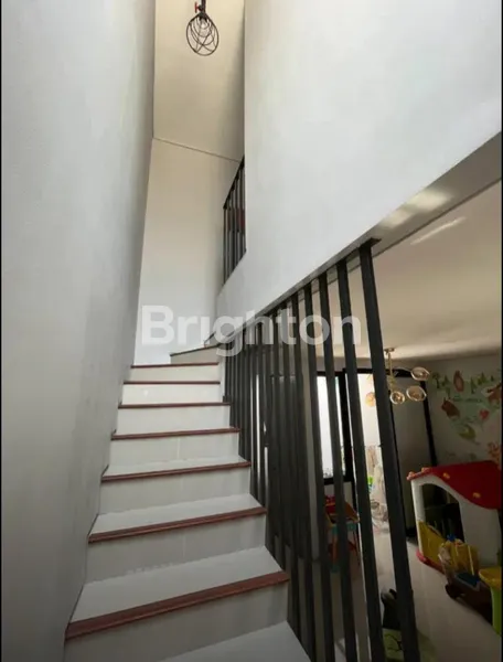 image RUMAH GRAND PAKUWON CLUSTER GLADSTONE SURABAYA (7)