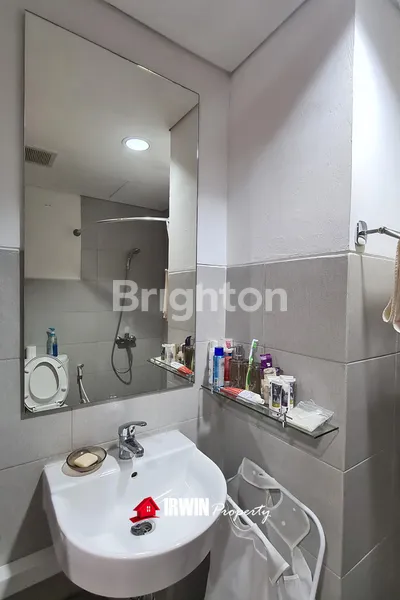 image APARTMENT 2 BEDROOMS DENGAN AREA BALKONI HOEK YANG LUAS DI BINTARO ICON (6)