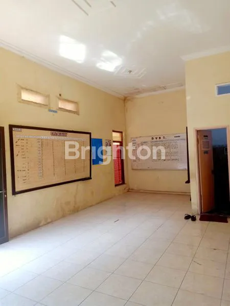 image RUKO LEBAR 9,5 METER PARKIRAN LUAS DI PESANTREN KOTA KEDIRI (5)