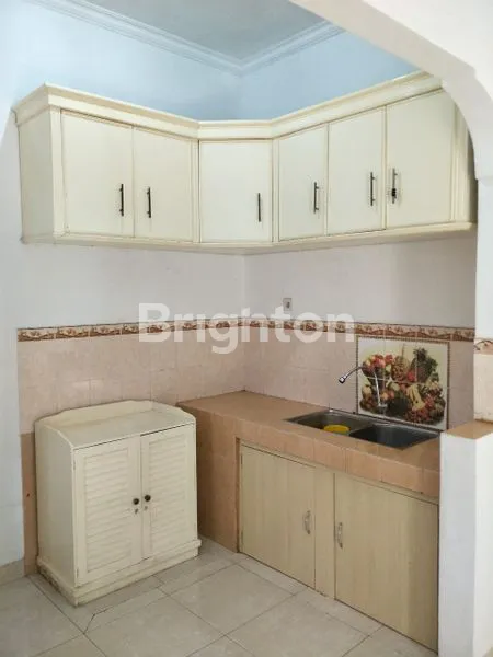 image RUMAH TIGA KAMAR HOMMY COZZY  (8)