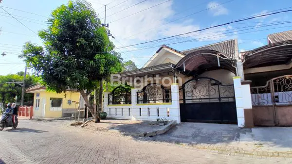 image RUMAH BESAR DAN HOOK DI GRIYA TAMAN ASRI SIDOARJO (1)