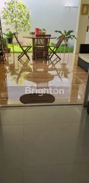 image RUMAH CANTIK DEKAT ELPICO DENGAN ROOFTOP (6)