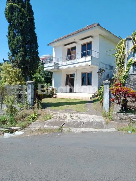 image VILLA TRETES (13)