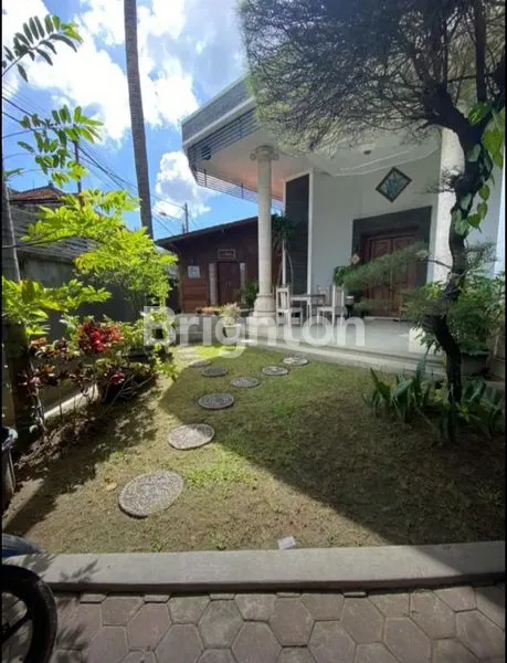 RUMAH BESAR DI PULAU BATAM DENPASAR
