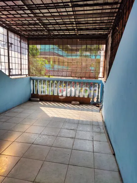 image RUMAH 2 LANTAI BISA UNTUK USAHA KEMAYORAN JAKARTA PUSAT (5)