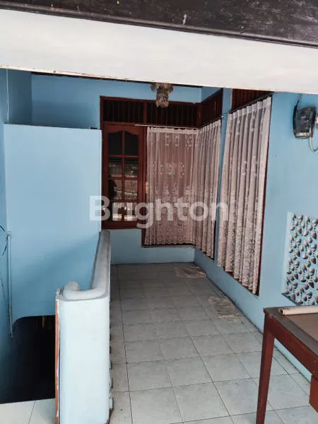 image RUMAH 2 LANTAI BISA UNTUK USAHA KEMAYORAN JAKARTA PUSAT (7)