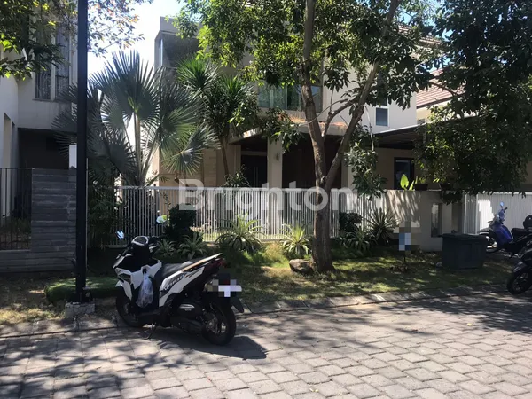 RUMAH GRAHA NATURA SIAP HUNI CIAMIK DI SURABAYA BARAT