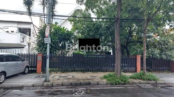 image RUMAH STRATEGIS JL DR SOETOMO SURABAYA (1)