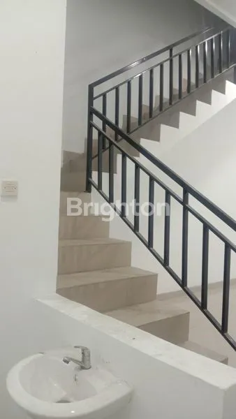 image RUKO BARU JELAMBAR 3.5LT LUAS PARKIR, JAKARTA BARAT (4)