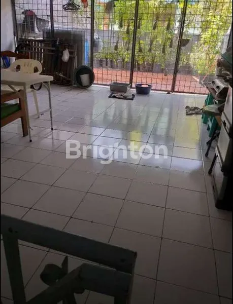 image RUMAH 3LANTAI AKSES MOTOR SIAP HUNI STRATEGIS JEMBATAN LIMA, JAKARTA BARAT (5)