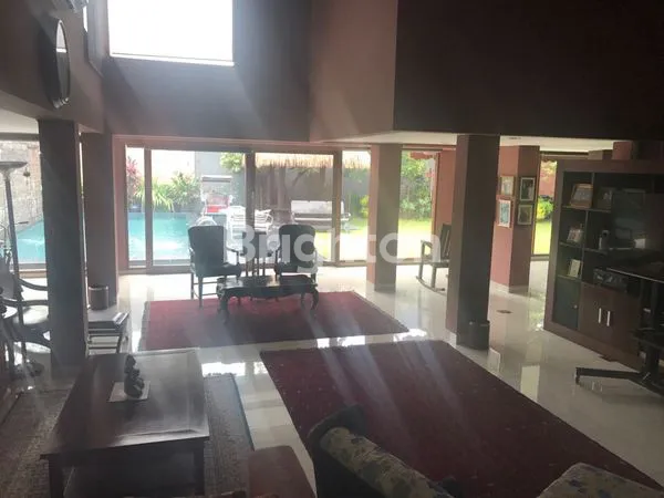 image JUAL CEPAT RUMAH BAGUS DI JAK SEL (2)