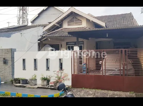 image KUTISARI INDAH MURAH RUMAH SIAP HUNI BARU RENOV (1)