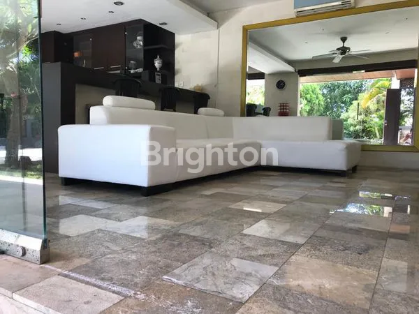 image VILLA 2 LANTAI ONE GATE SYSTEM PECATU MURAH HARGA DI BAWAH PASARAN (4)