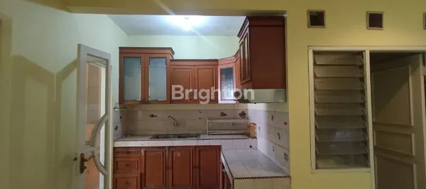 image RUMAH CANTIK SEMI FURNISHED DI PALEM SEMI KARAWACI (5)