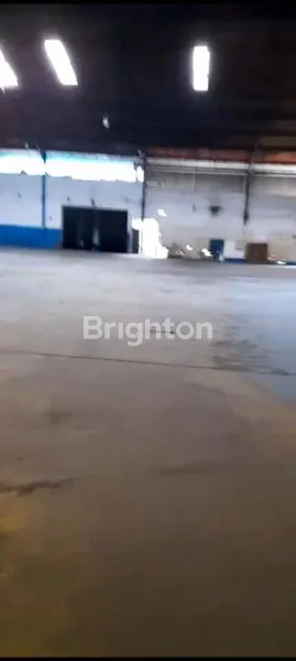 image GUDANG STRATEGIS DEPOK (5)