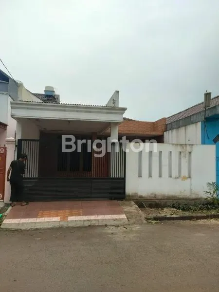 image RUMAH SIAP HUNI,LOKASI STRATEGIS NYAMAN,AMAN BISA UTK USAHA/HUNIAN (1)