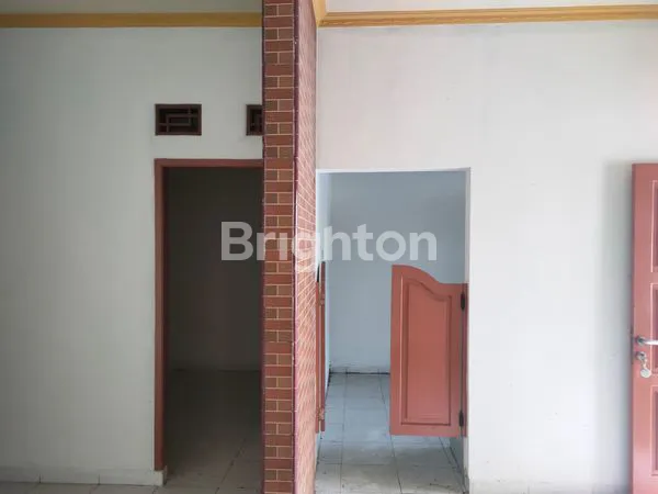image RUMAH SIAP HUNI,LOKASI STRATEGIS NYAMAN,AMAN BISA UTK USAHA/HUNIAN (4)