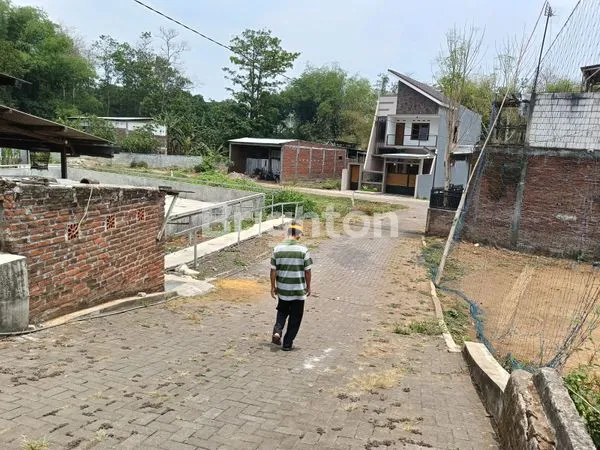 image JUAL TANAH KAVLING ISTIMEWA. SIAP BANGUN. LOKASI DEKAT PUSAT KOTA MALANG (7)