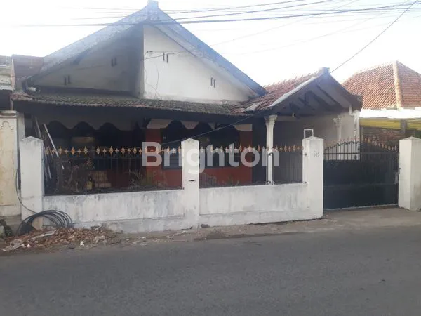 image RUMAH PLOSO, DEKAT KE TAMBAK REDJO, KE KENJERAN. (1)