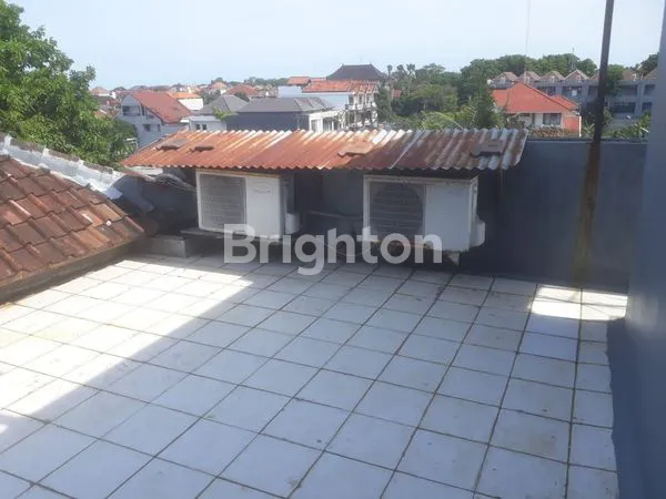 image RUKO 3,5 LANTAI DI RENON JANTUNG KOTA DENPASAR BALI (5)