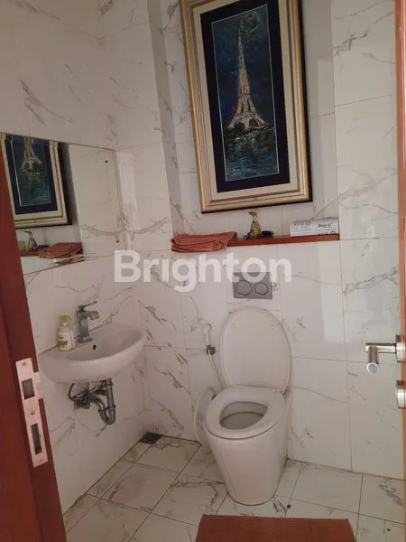 image RUMAH MEWAH DI CLUSTER KOTA BARU PARAHYANGAN (7)